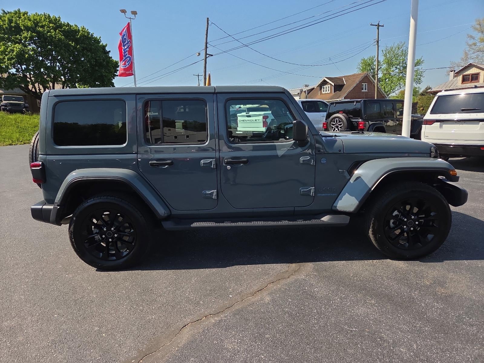 2025 Jeep Wrangler 4xe Sahara 4x4