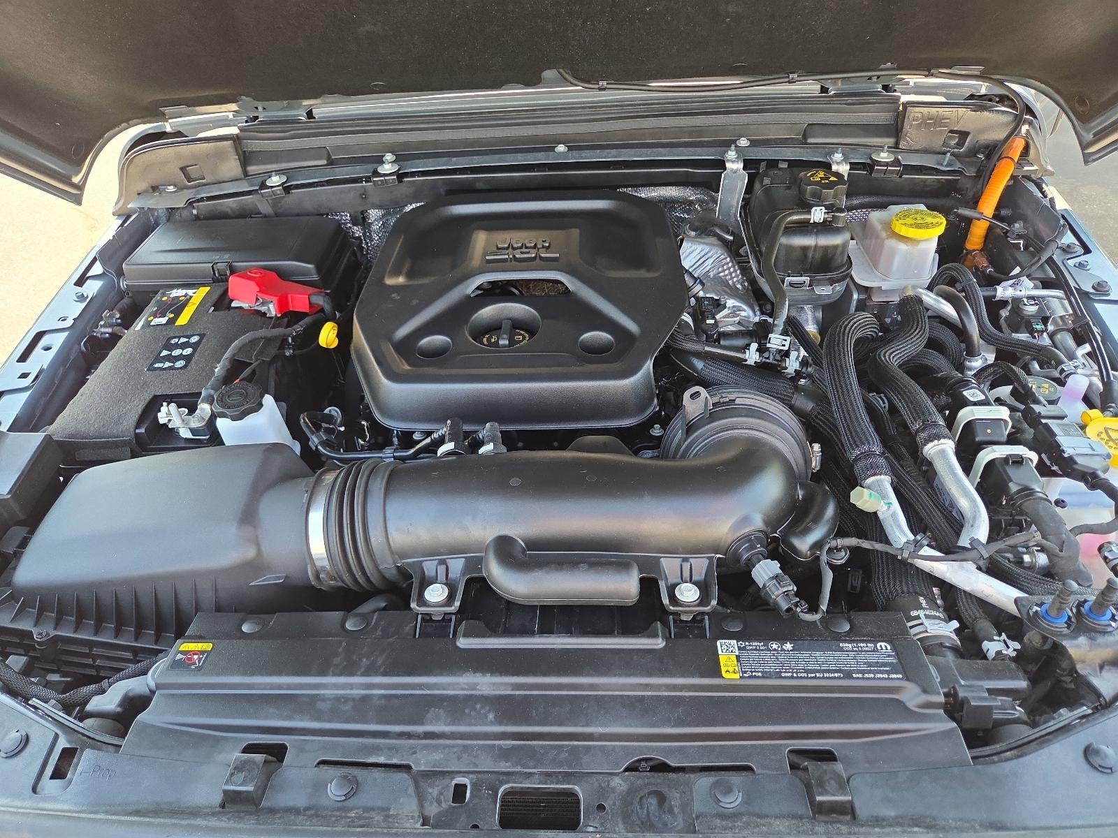 2025 Jeep Wrangler 4xe Sahara 4x4