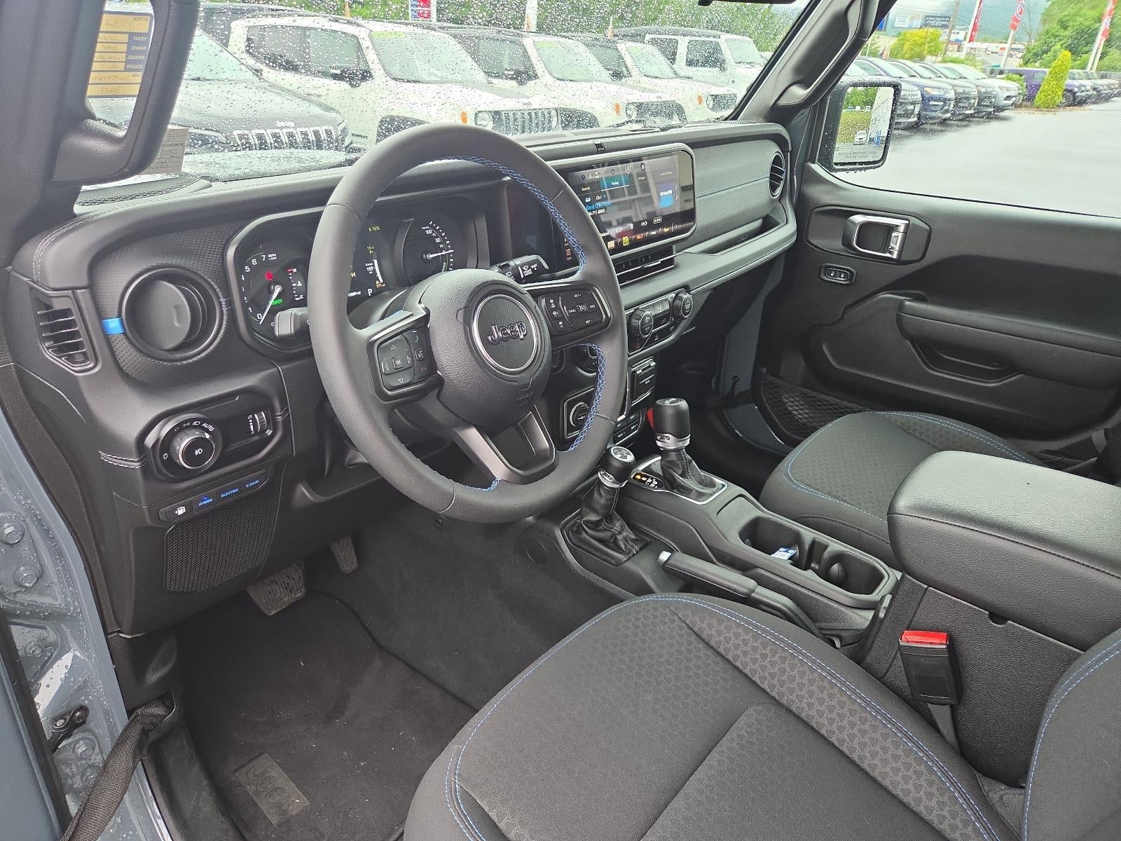 2025 Jeep Wrangler 4xe Rubicon 4x4
