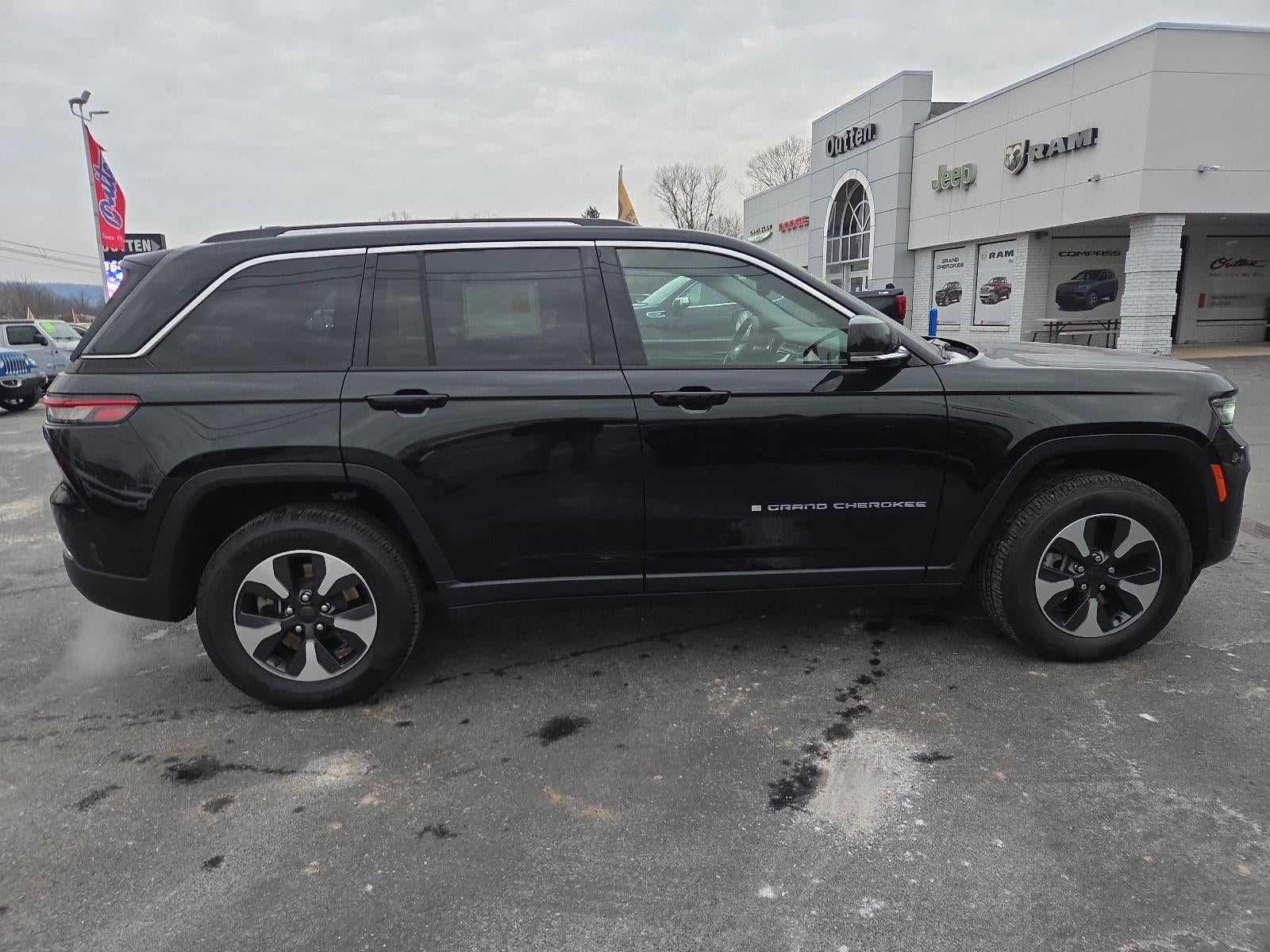2022 Jeep Grand Cherokee 4xe 4x4