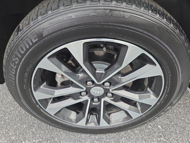 2023 Jeep Grand Cherokee 4xe Overland 4x4