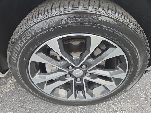 2023 Jeep Grand Cherokee 4xe Overland 4x4