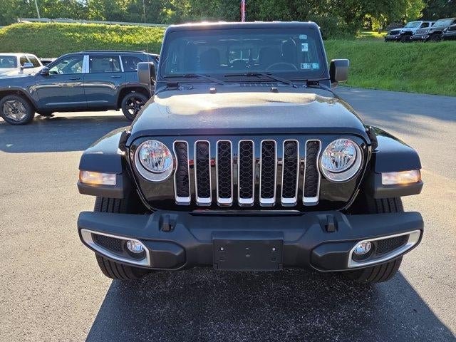 2021 Jeep Gladiator Overland 4x4