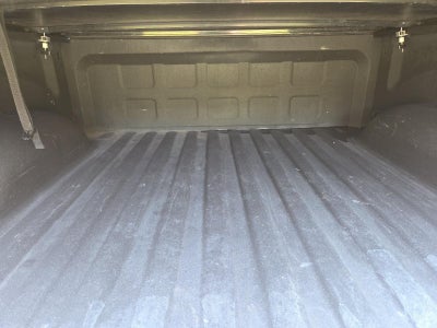 2014 RAM 1500 4WD Crew Cab 5.7 Ft Box Express