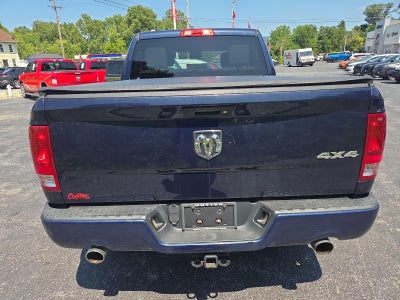 2014 RAM 1500 4WD Crew Cab 5.7 Ft Box Express