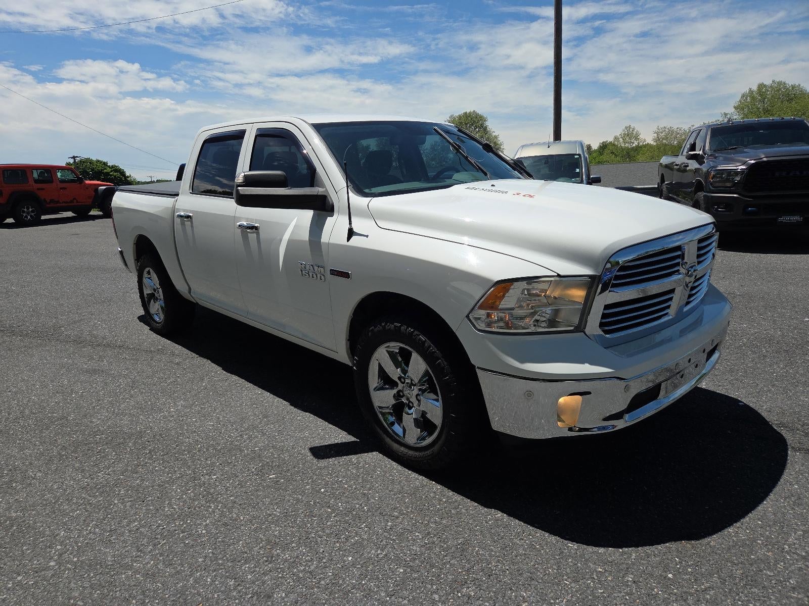 2016 RAM 1500 4WD Crew Cab 5.7 Ft Box Big Horn
