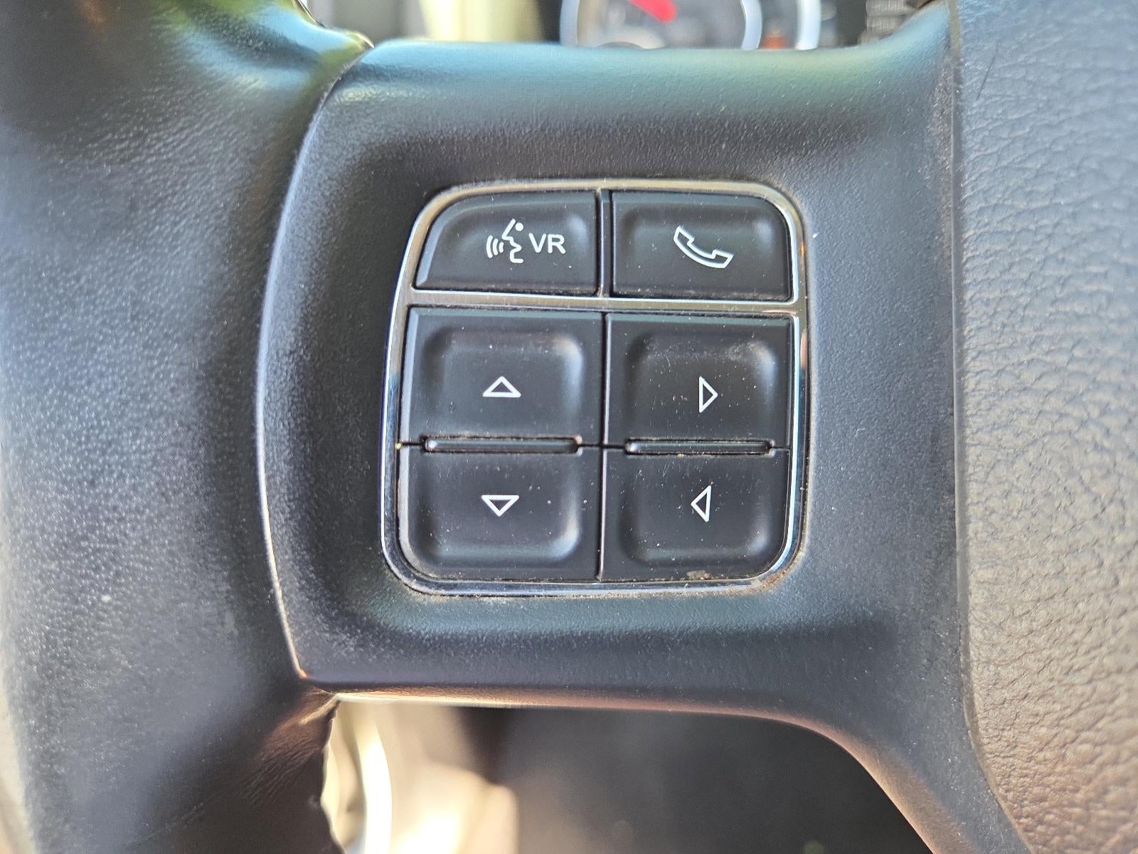 2016 RAM 1500 4WD Crew Cab 5.7 Ft Box Big Horn