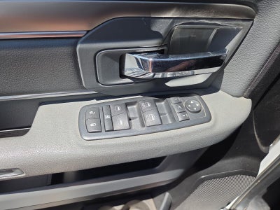2016 RAM 1500 4WD Crew Cab 5.7 Ft Box Big Horn