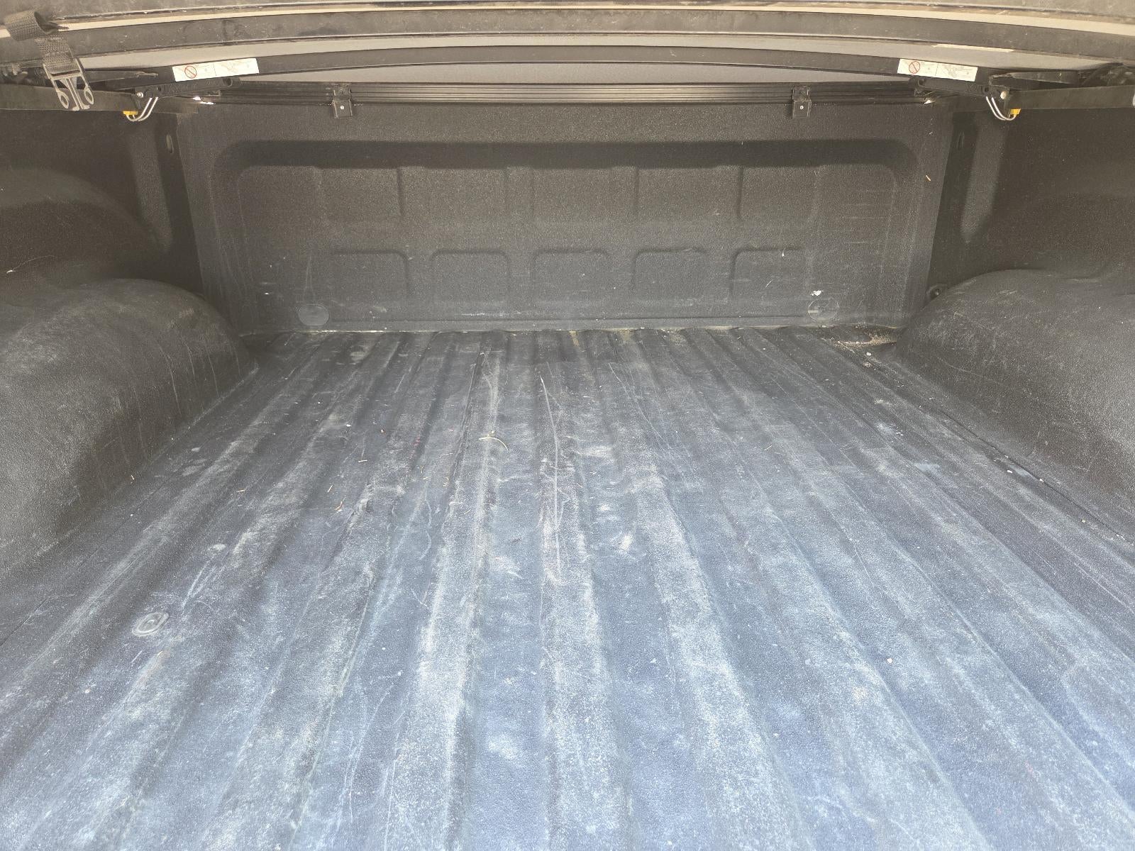 2016 RAM 1500 4WD Crew Cab 5.7 Ft Box Big Horn