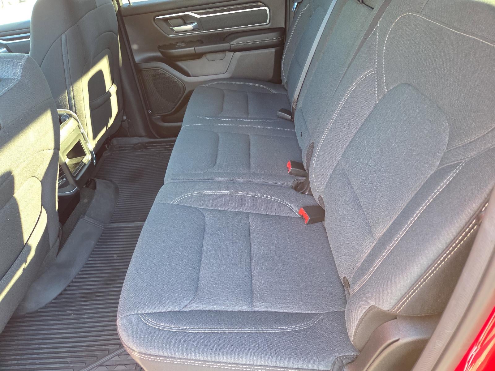 2022 RAM 1500 Big Horn 4x4 Crew Cab 5'7" Box