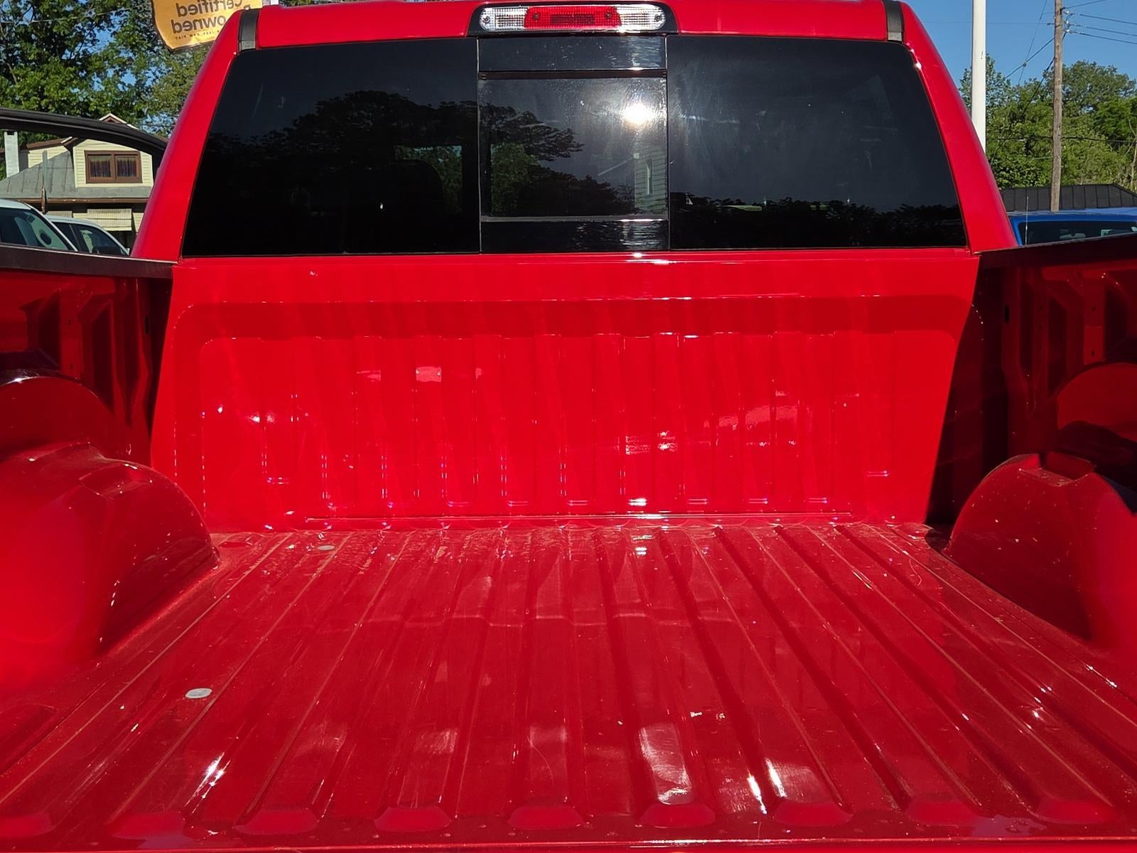 2022 RAM 1500 Big Horn 4x4 Crew Cab 5'7" Box