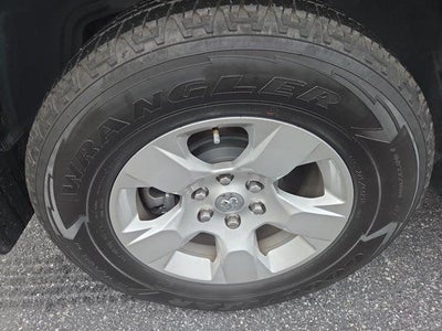 2025 RAM 1500 Big Horn 4x4 Crew Cab 5'7" Box