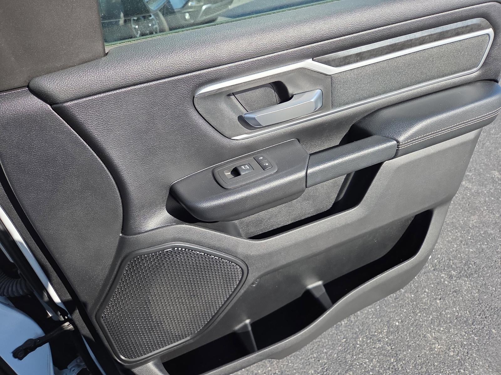 2021 RAM 1500 Big Horn 4x4 Crew Cab 5'7" Box
