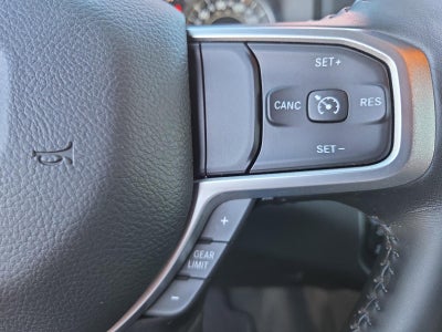 2021 RAM 1500 Big Horn 4x4 Crew Cab 5'7" Box