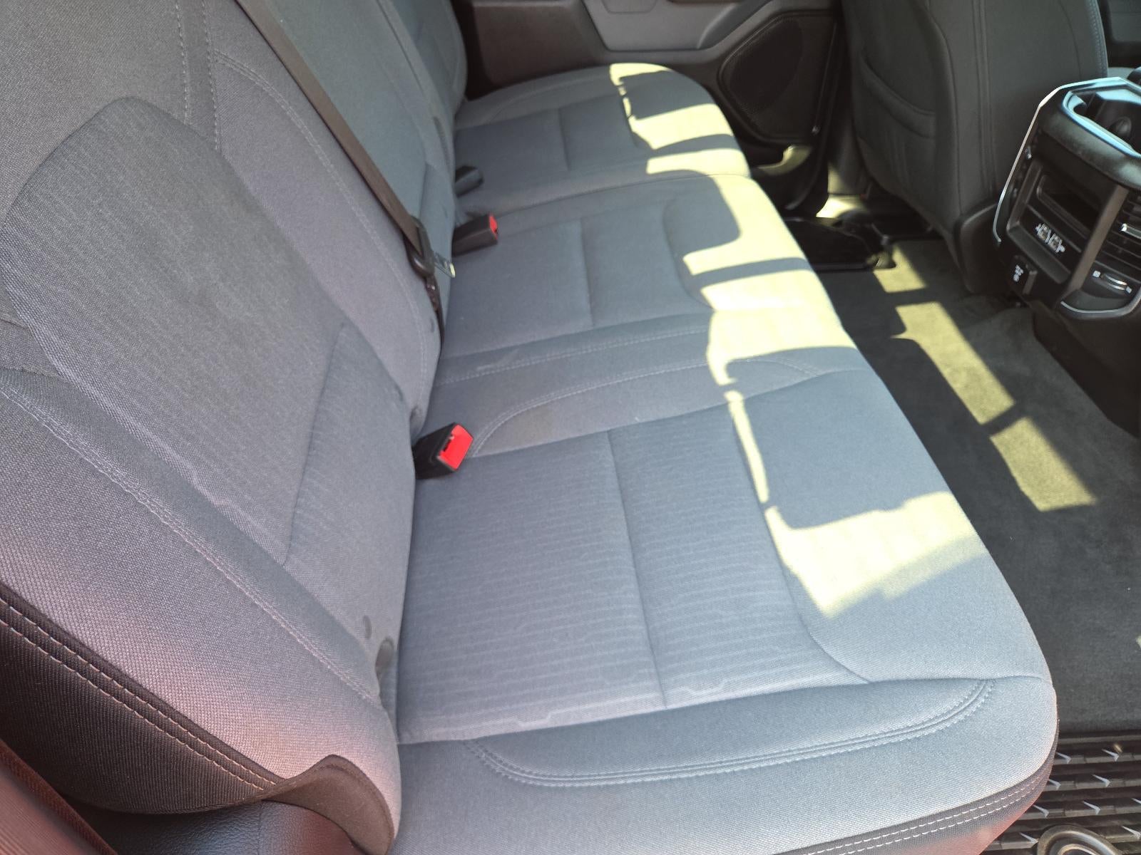 2020 RAM 1500 Big Horn 4x4 Crew Cab 5'7" Box
