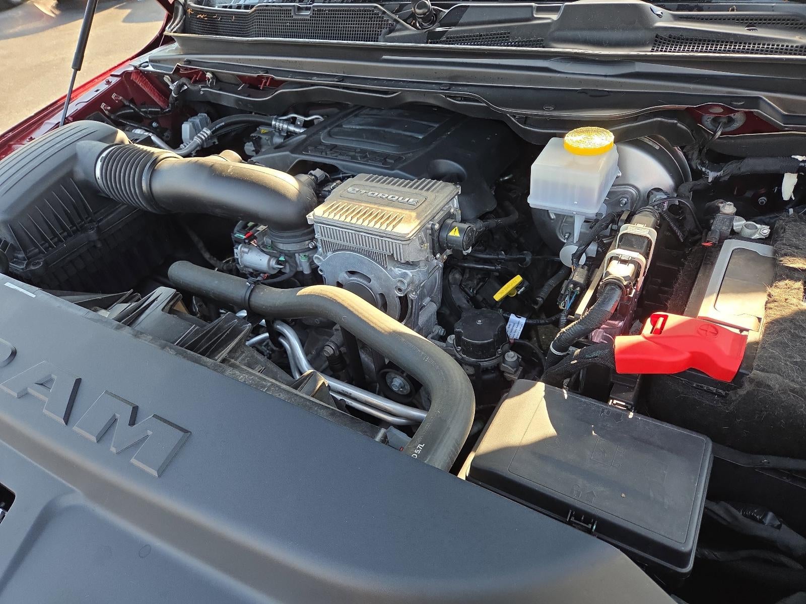 2023 RAM 1500 Big Horn 4x4 Crew Cab 5'7" Box