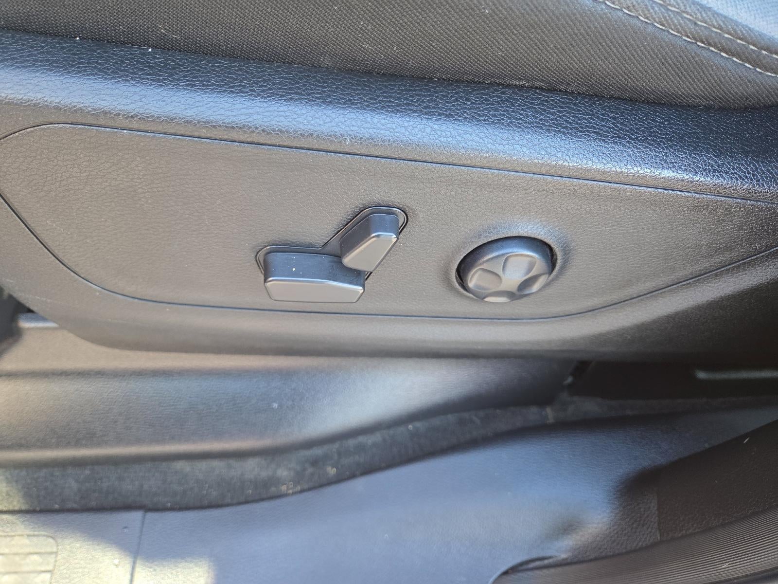 2021 RAM 1500 Big Horn 4x4 Crew Cab 5'7" Box