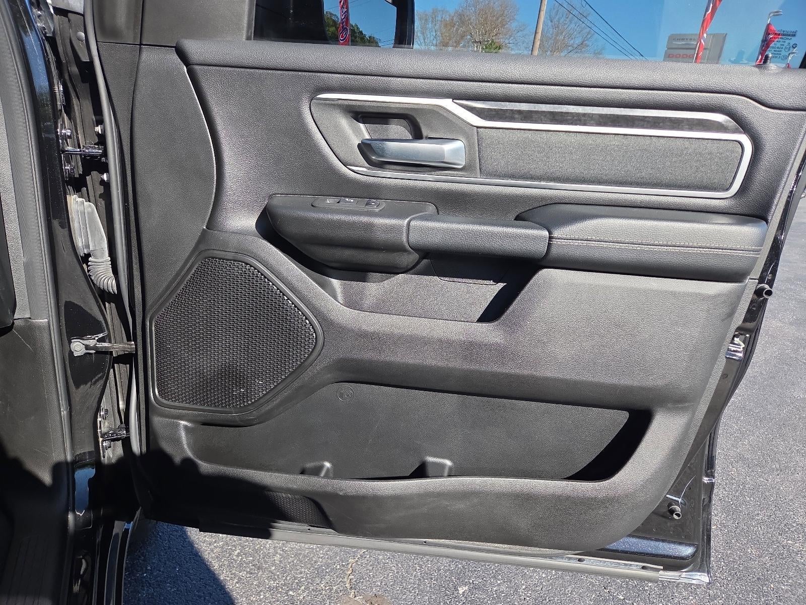 2022 RAM 1500 Big Horn 4x4 Crew Cab 5'7" Box