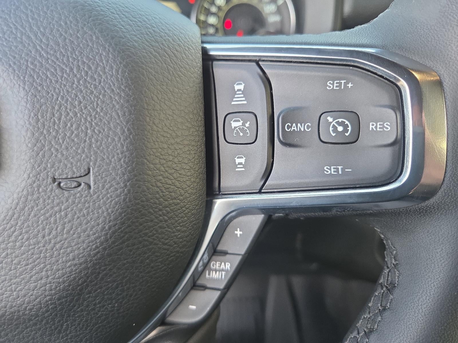 2025 RAM 1500 Laramie 4x4 Crew Cab 5'7" Box