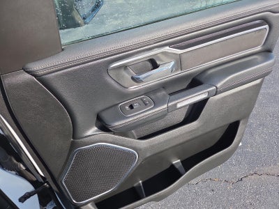 2022 RAM 1500 Laramie 4x4 Crew Cab 5'7" Box