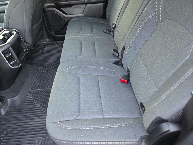 2022 RAM 1500 Big Horn 4x4 Crew Cab 6'4" Box