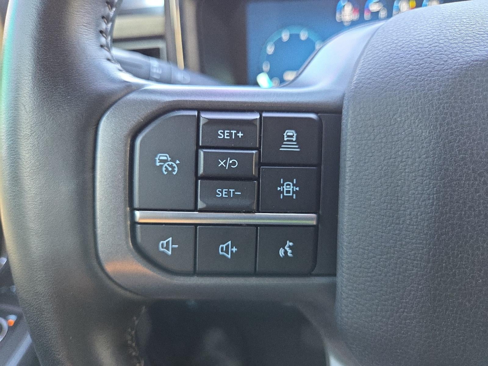 2023 Ford Super Duty F-250 SRW XLT 4WD Crew Cab 6.75' Box