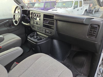 2020 Chevrolet Express Passenger 3500 Regular Wheelbase Rear-Wheel Drive 1LT