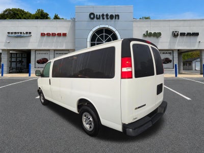 2020 Chevrolet Express Passenger 3500 Regular Wheelbase Rear-Wheel Drive 1LT
