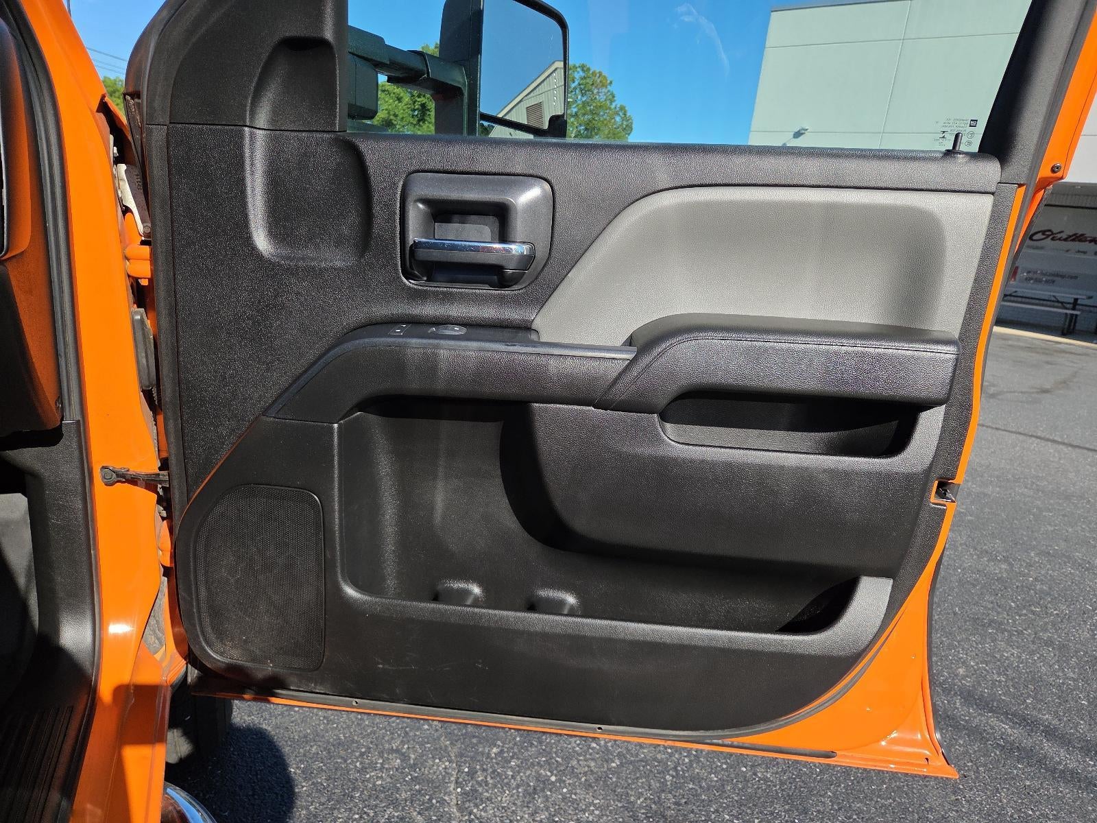 2019 Chevrolet Silverado 3500 HD CC 4WD Crew Cab 171.5" WB, 59.06" CA WT