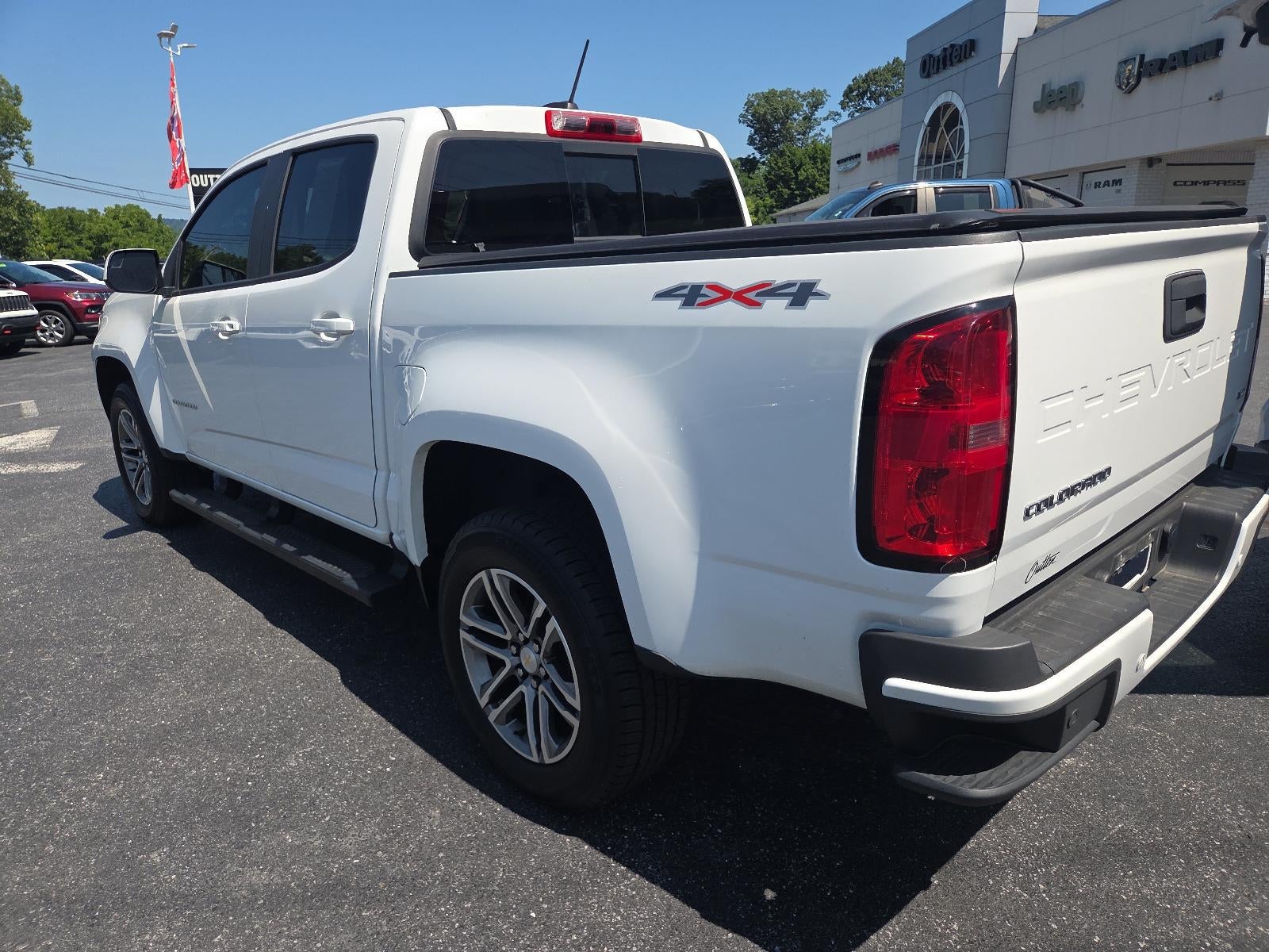 2022 Chevrolet Colorado Crew Cab Short Box 4-Wheel Drive LT