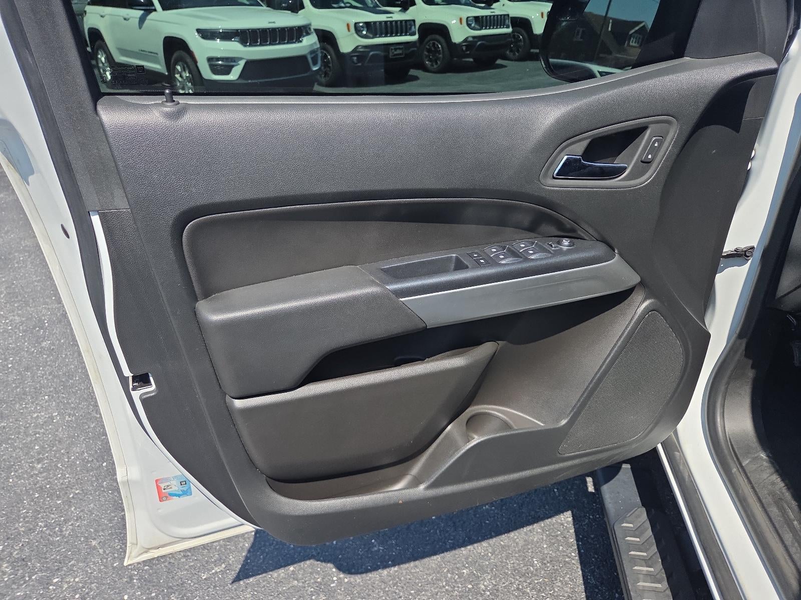 2022 Chevrolet Colorado Crew Cab Short Box 4-Wheel Drive LT