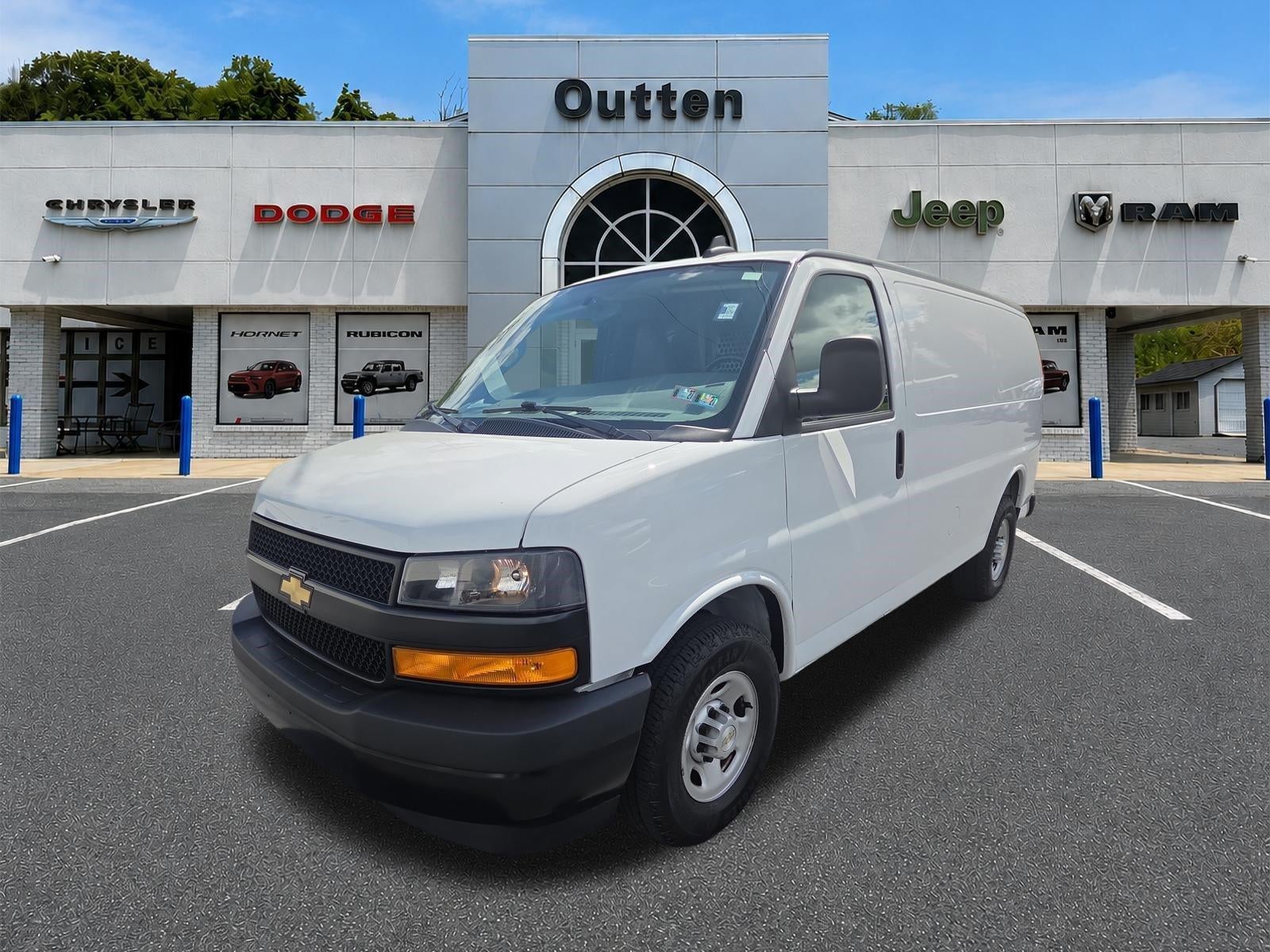 2023 Chevrolet Express Cargo Van 2500 Regular Wheelbase Rear-Wheel Drive