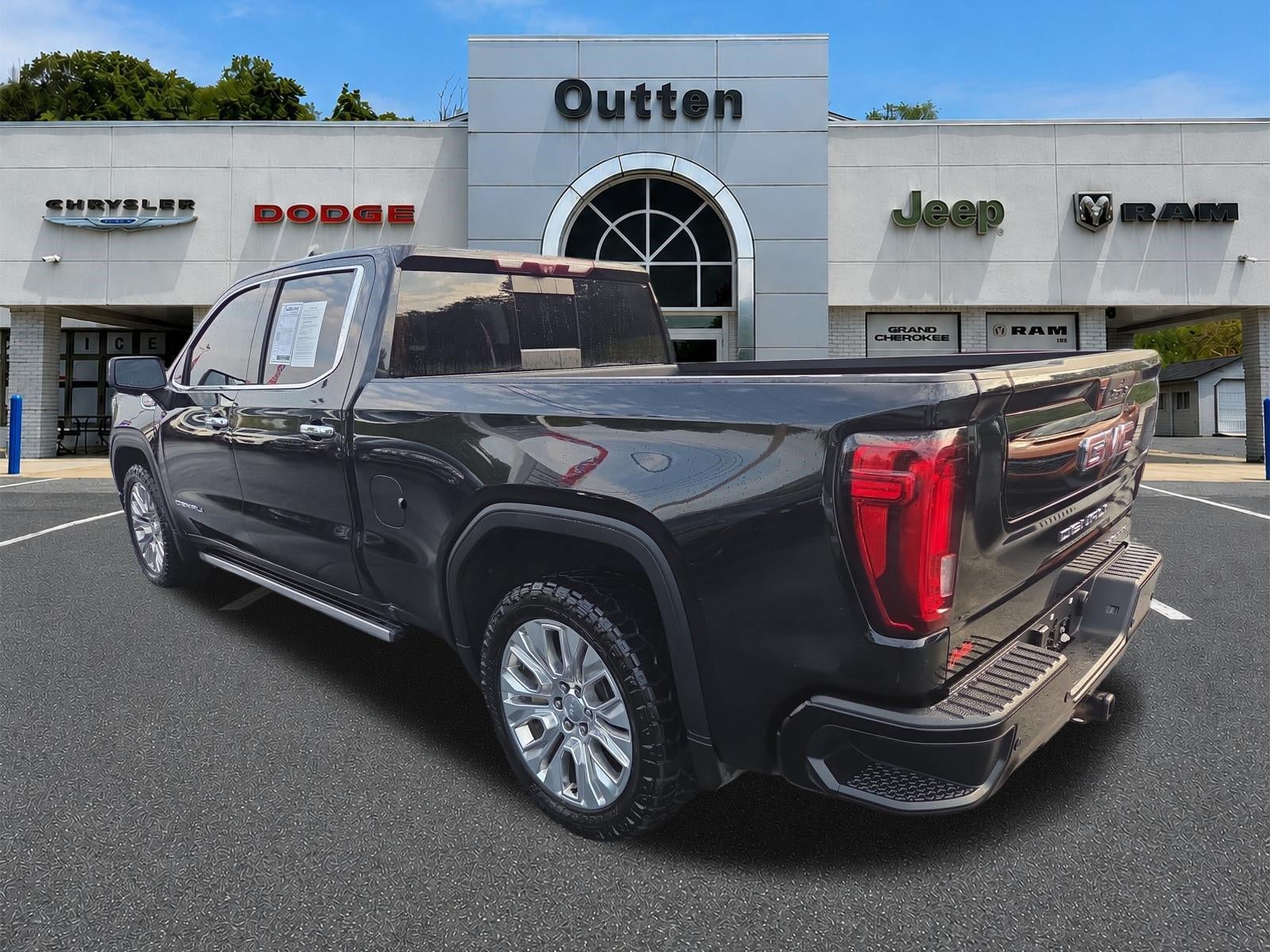 2020 GMC Sierra 1500 Crew Cab Standard Box 4-Wheel Drive Denali