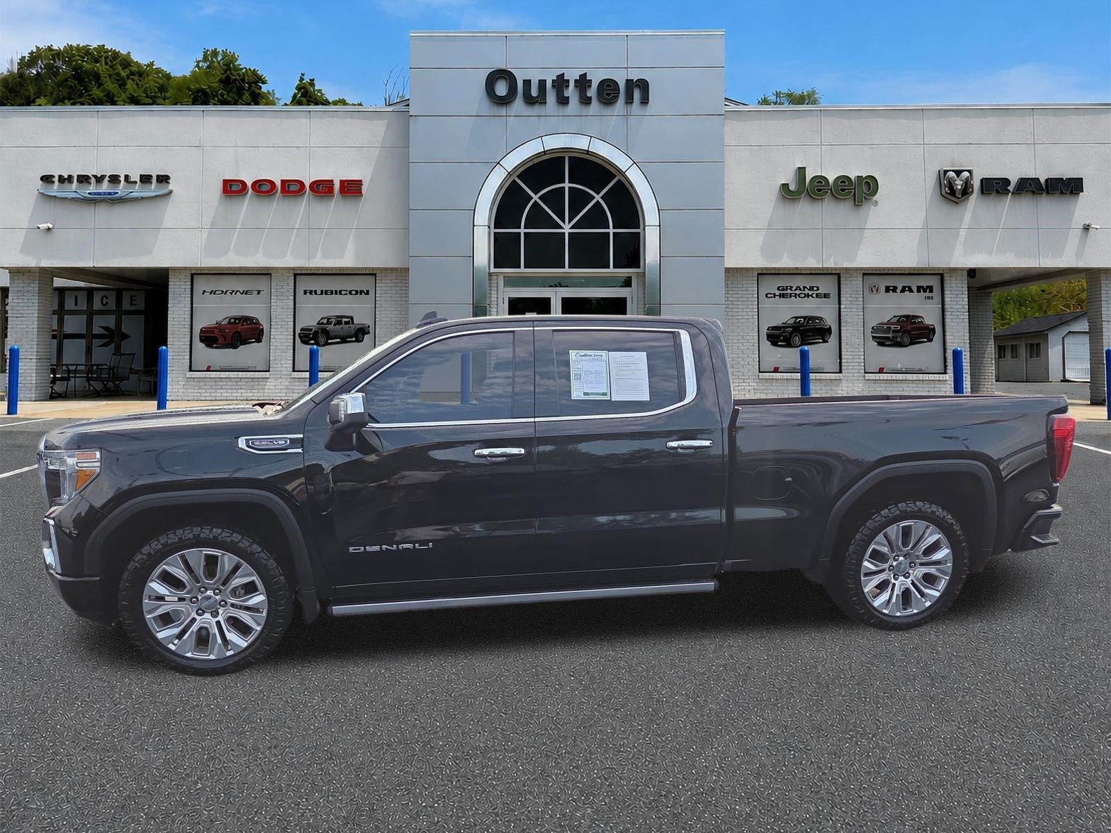 2020 GMC Sierra 1500 Crew Cab Standard Box 4-Wheel Drive Denali