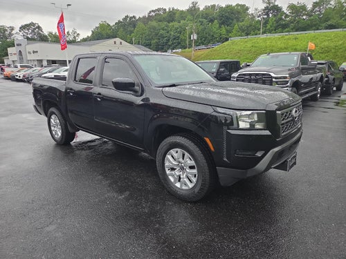 2022 Nissan Frontier Crew Cab 4x4 SV Auto