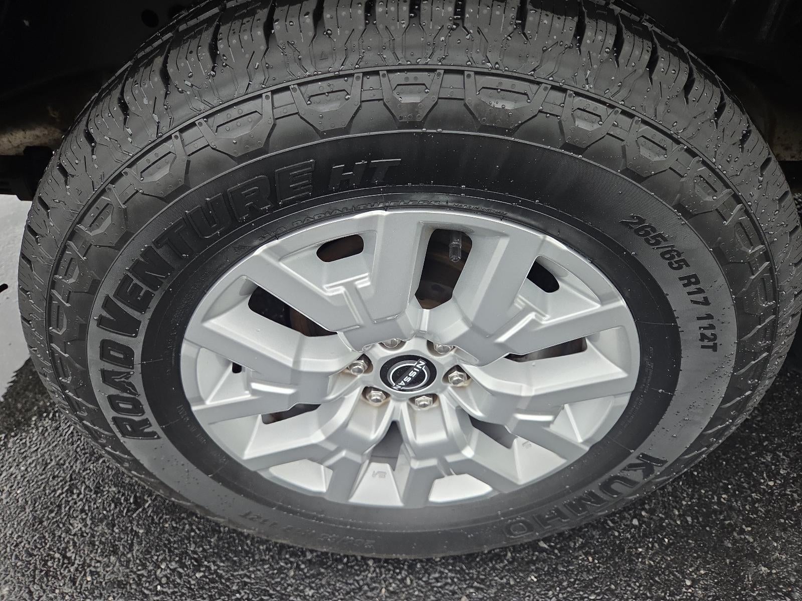 2022 Nissan Frontier Crew Cab 4x4 SV Auto