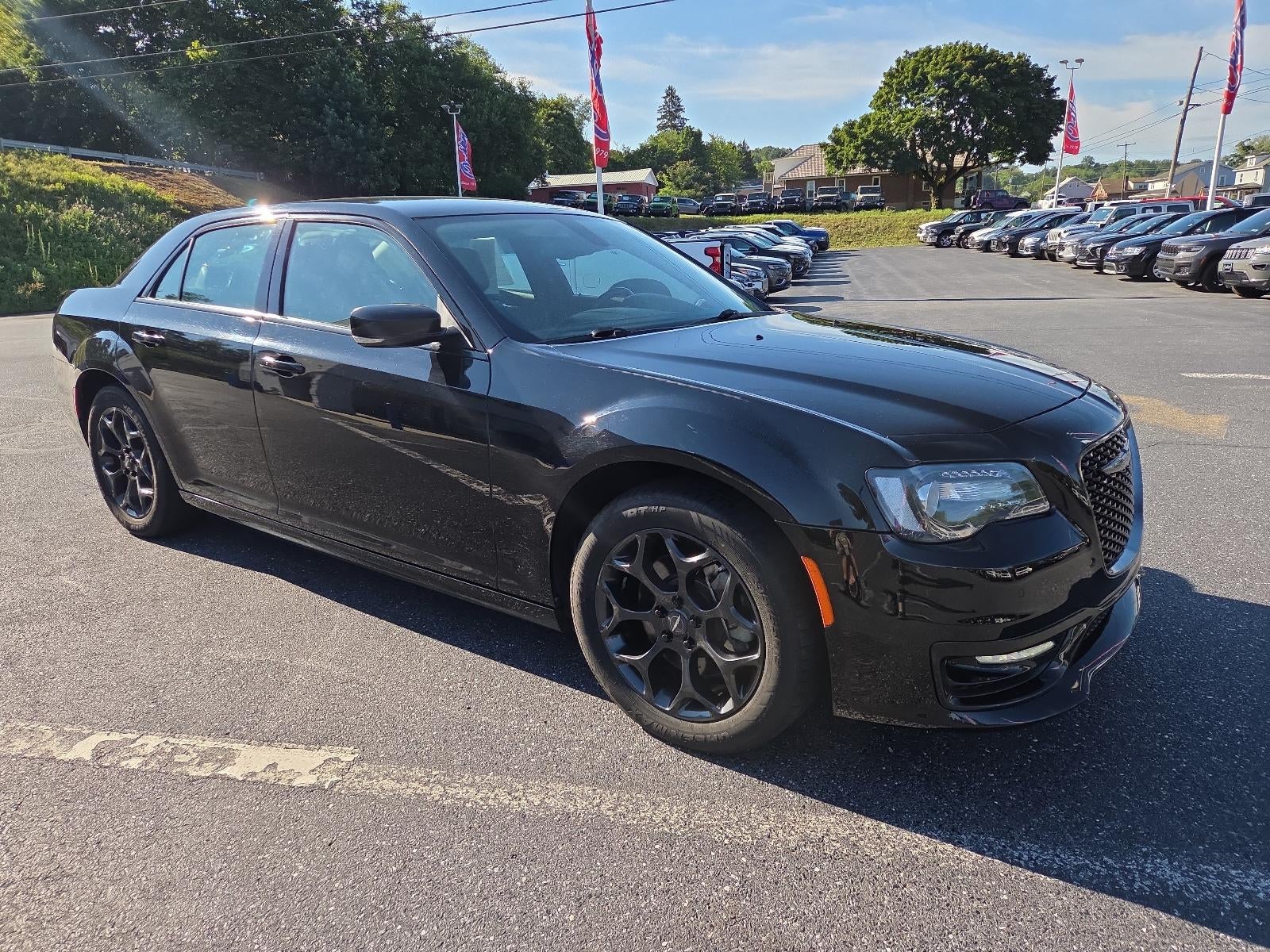 2022 Chrysler 300 Touring L AWD