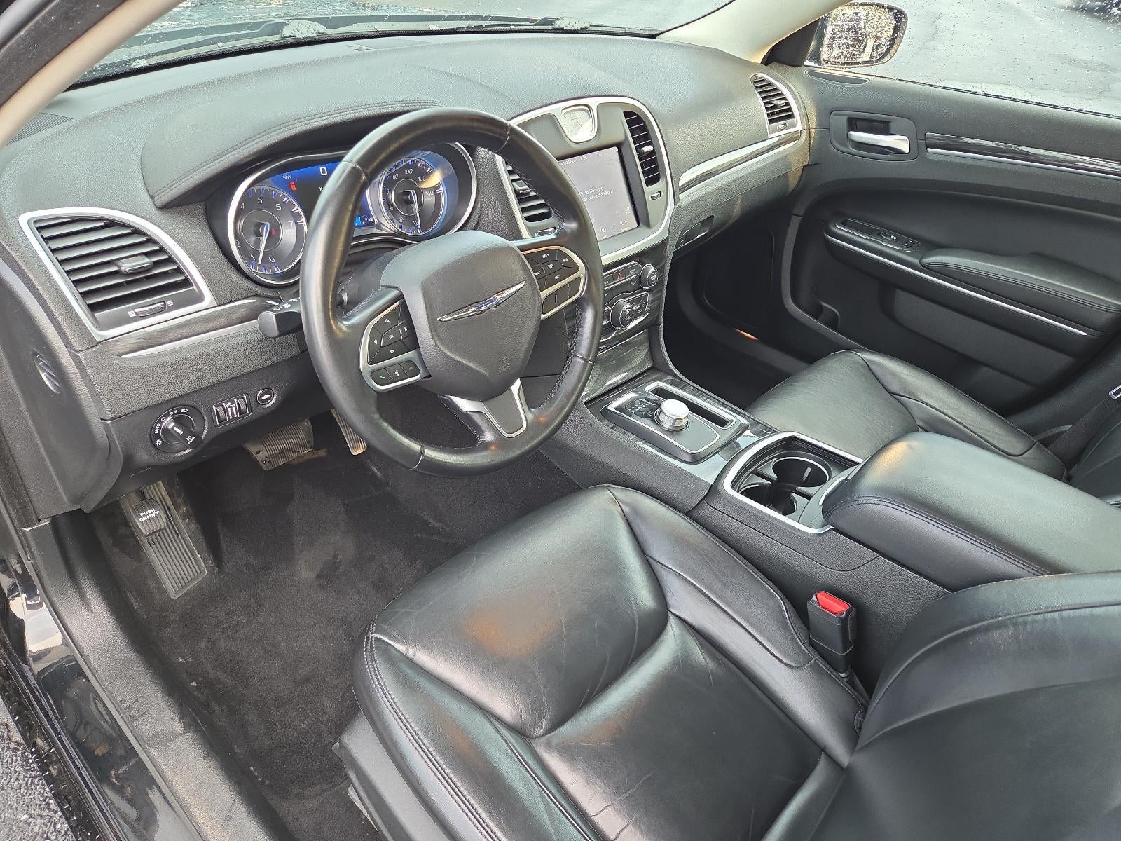 2022 Chrysler 300 Touring L AWD