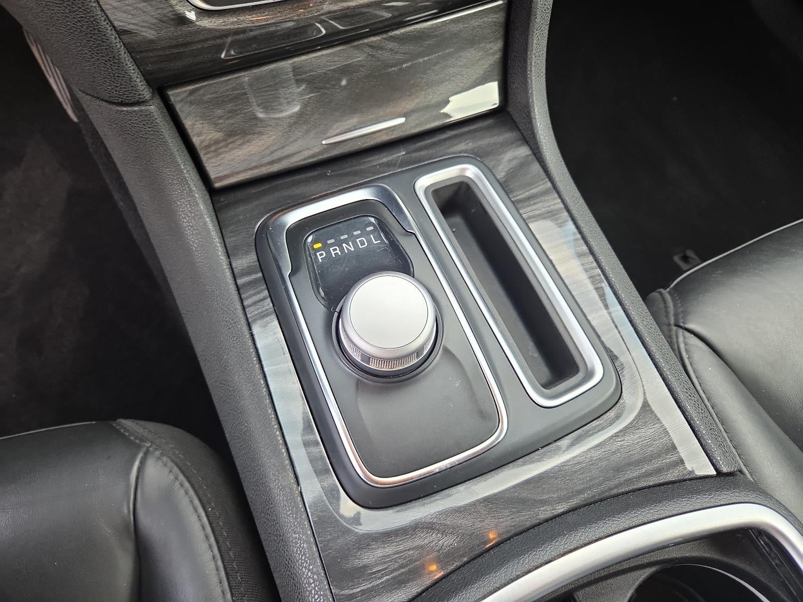 2022 Chrysler 300 Touring L AWD