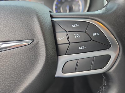 2022 Chrysler 300 Touring L AWD