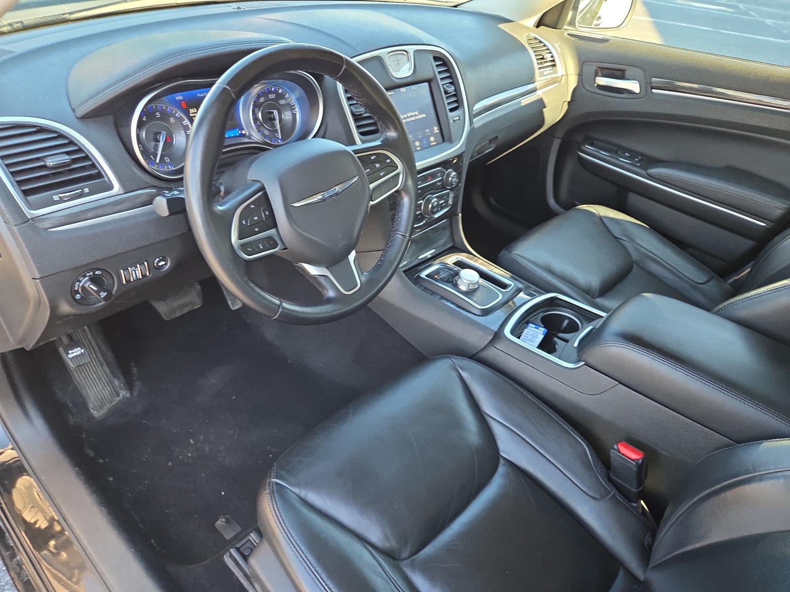 2022 Chrysler 300 Touring L AWD