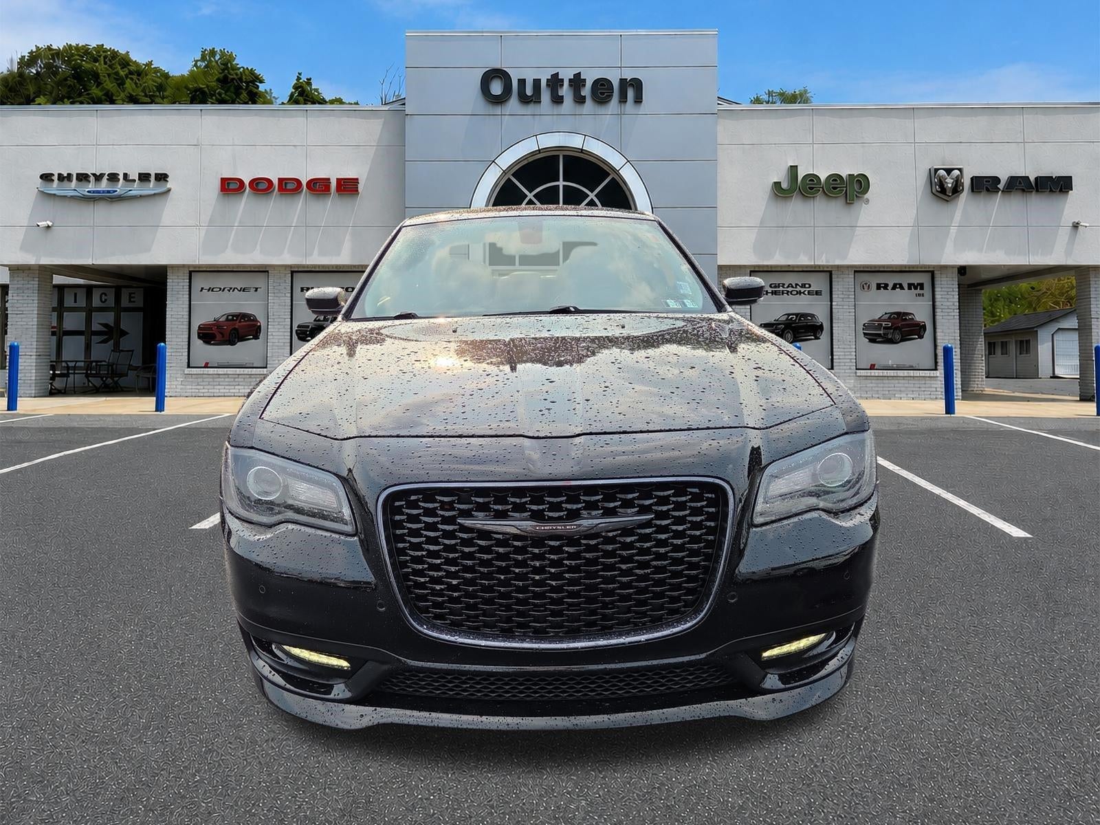 2022 Chrysler 300 Touring L AWD