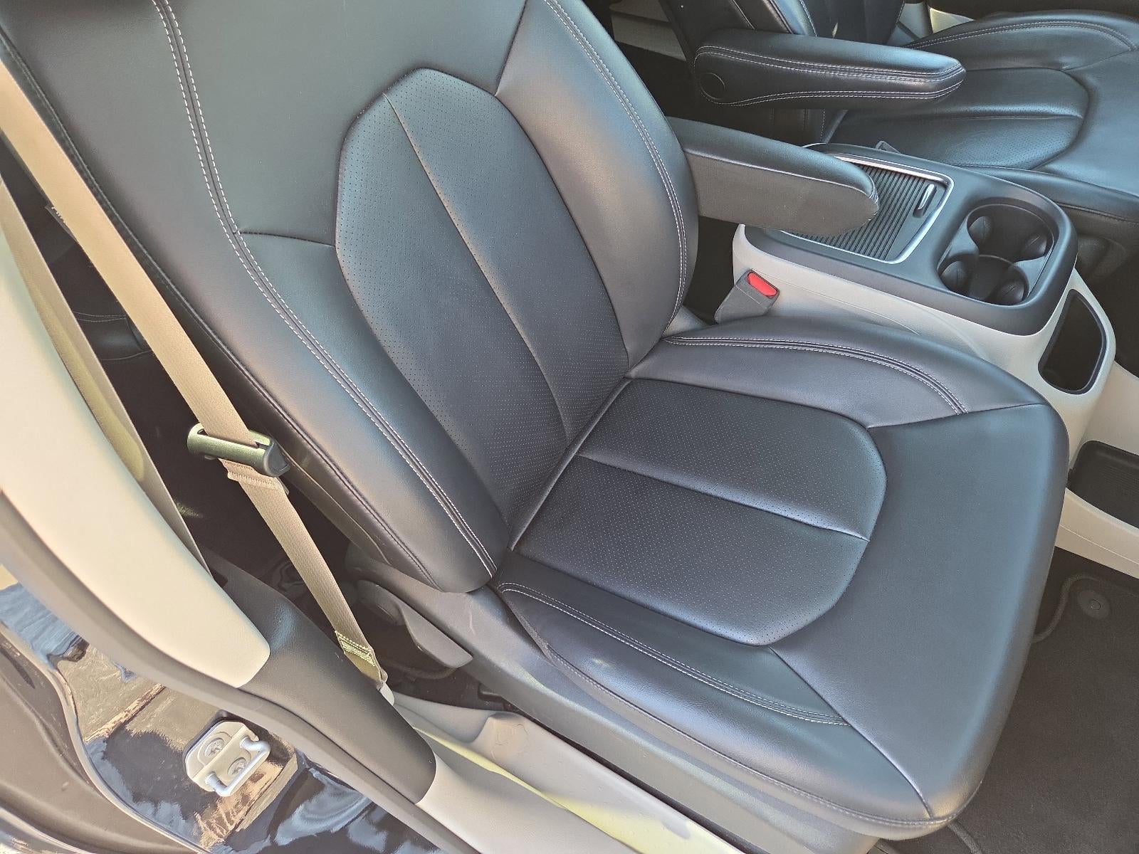 2023 Chrysler Pacifica Touring L FWD