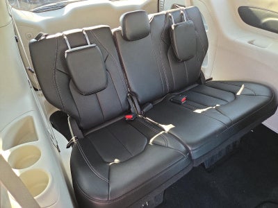 2023 Chrysler Pacifica Touring L FWD