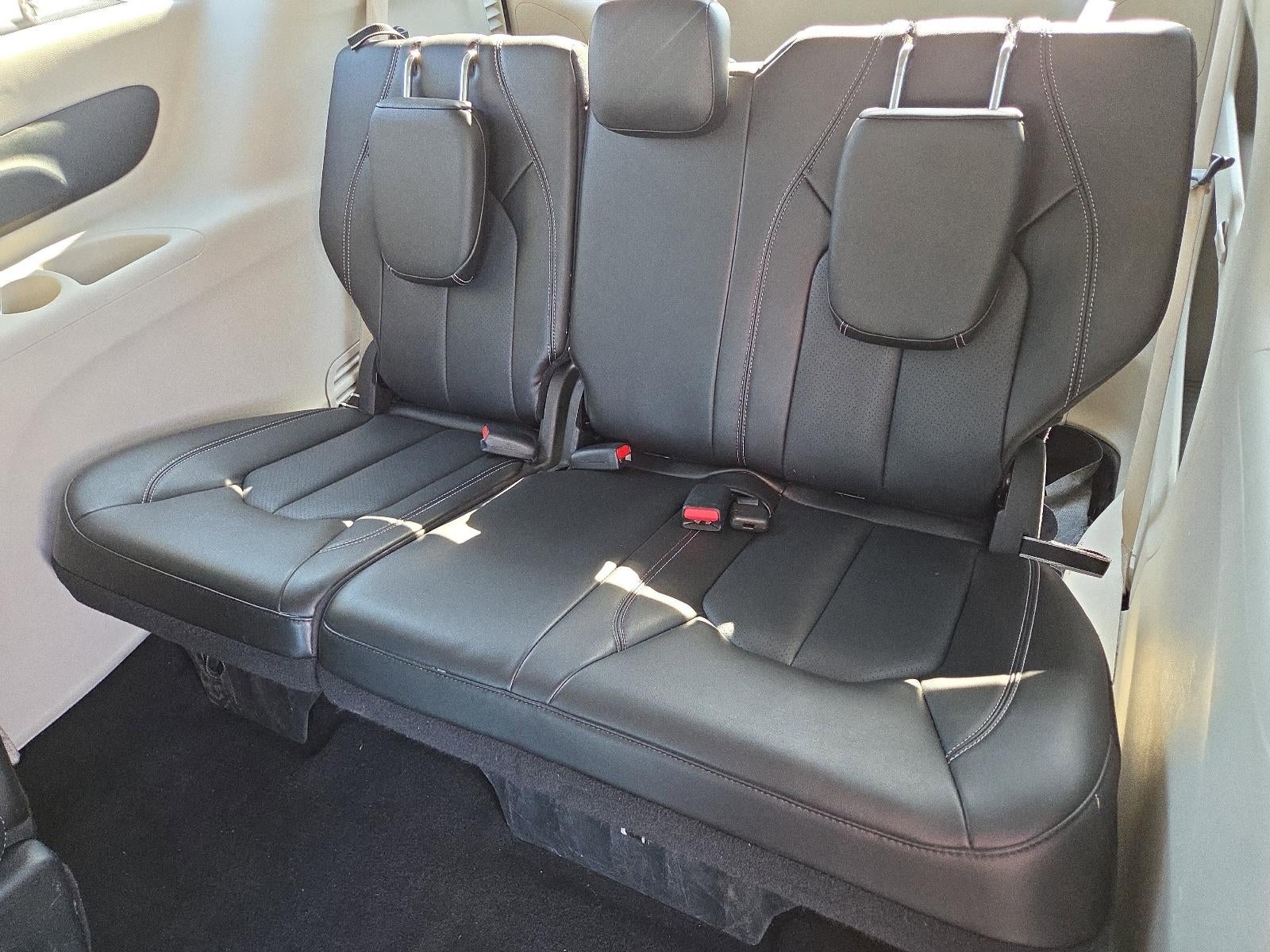 2023 Chrysler Pacifica Touring L FWD