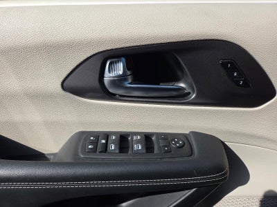 2023 Chrysler Pacifica Touring L FWD