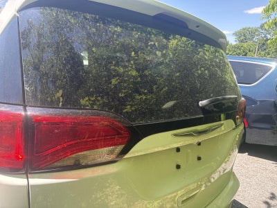 2022 Chrysler Voyager LX FWD