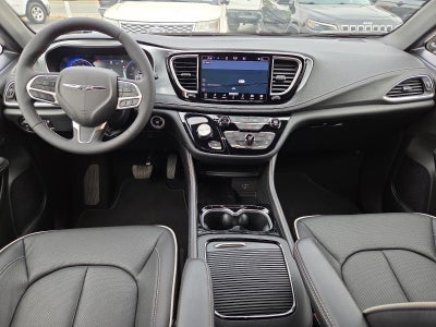2026 Chrysler Pacifica Limited FWD