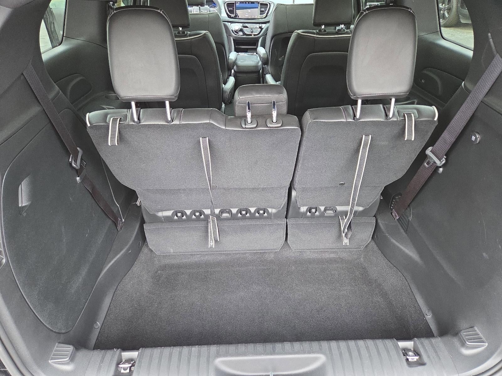 2026 Chrysler Pacifica Limited FWD