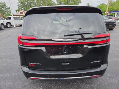 2026 Chrysler Pacifica Limited FWD